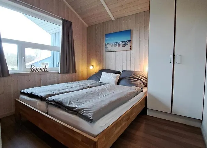 Nyaraló 6 Personen Mit Sauna, Whirlpool, Kaminofen Und Kanu In 2. Rheie Zum In Otterndorf
